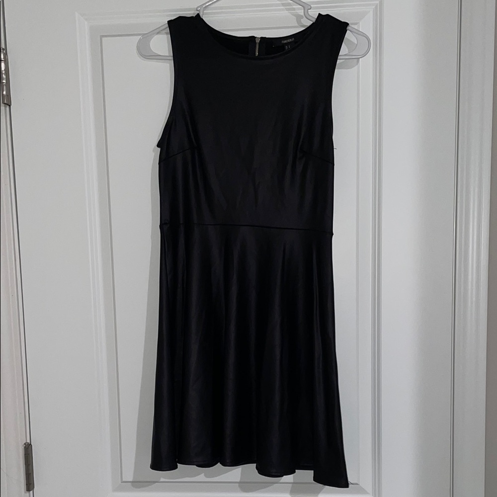 Forever 21 Elegant Soft Leather Black Sleeveless Mini Skate Dress